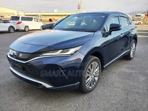 Toyota Harrier 2.0 2021 Black