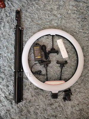 LJJ 45 18 Inches Ringlight With Three Blight Model Colour.