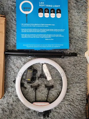 18 Inches LED Ring Light With Tripod Stand : Three Modes