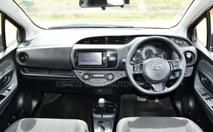 Toyota Vitz 2017 Black