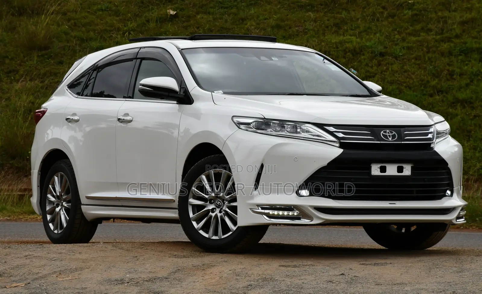 Toyota Harrier 2018 White