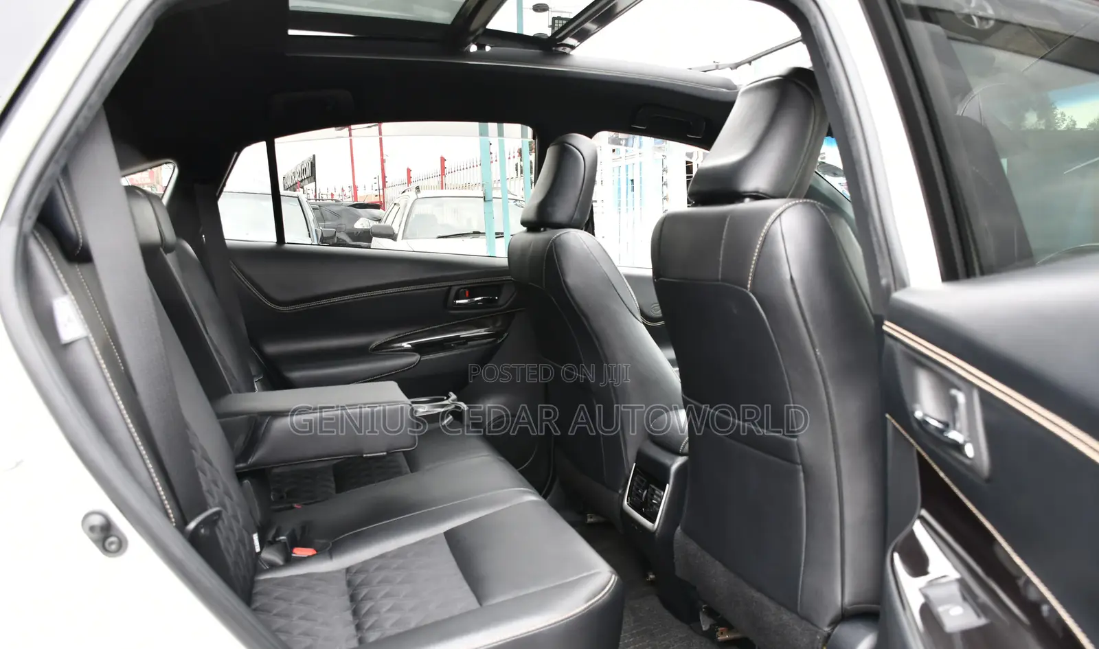 Toyota Harrier 2018 White