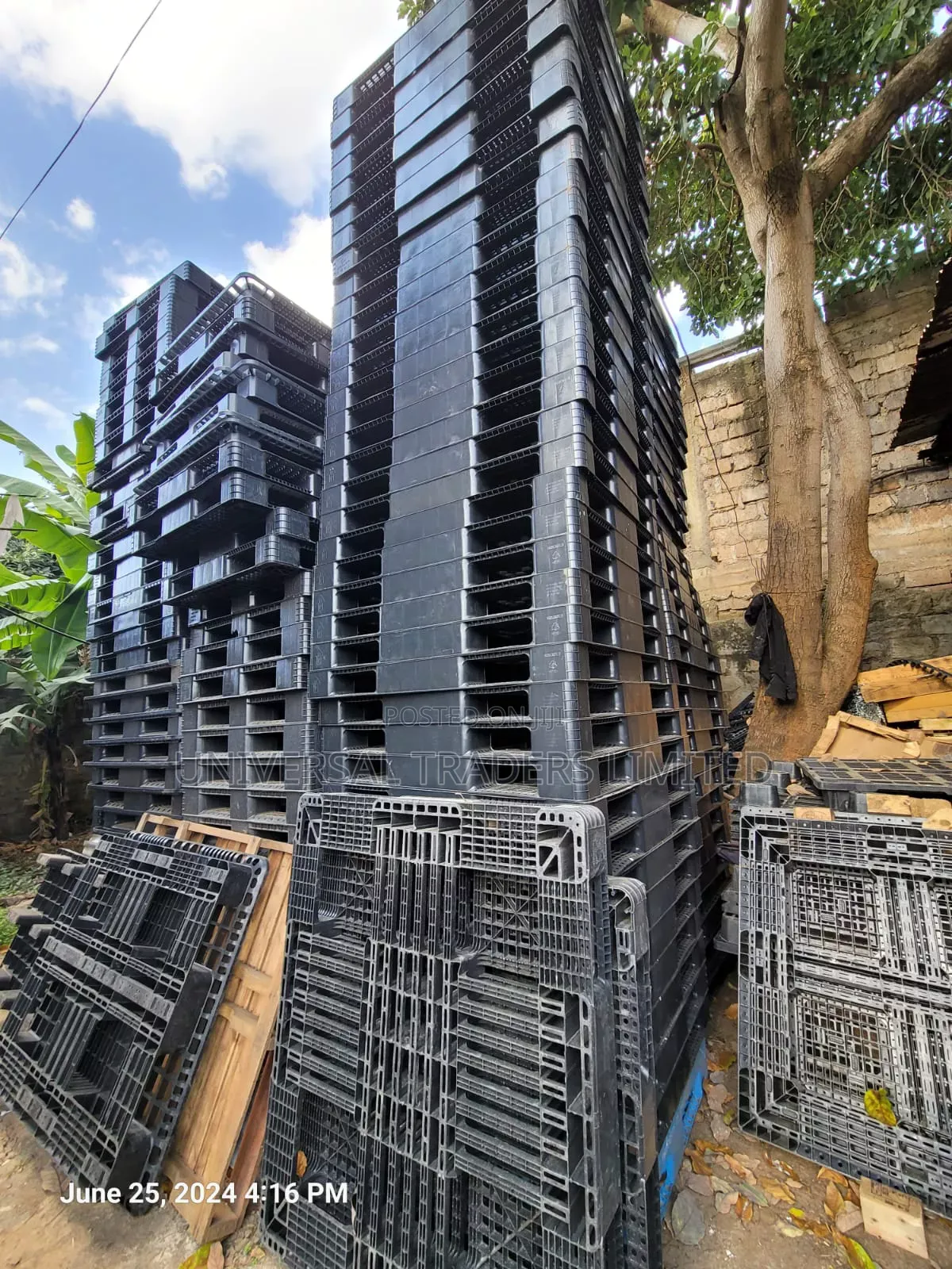 Plastic Pallets - Storage/Transit Plastic Pallets