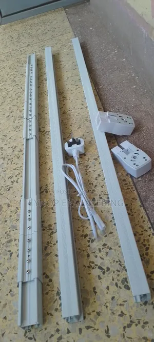 Smart Home Chic Electric Curtain Automation