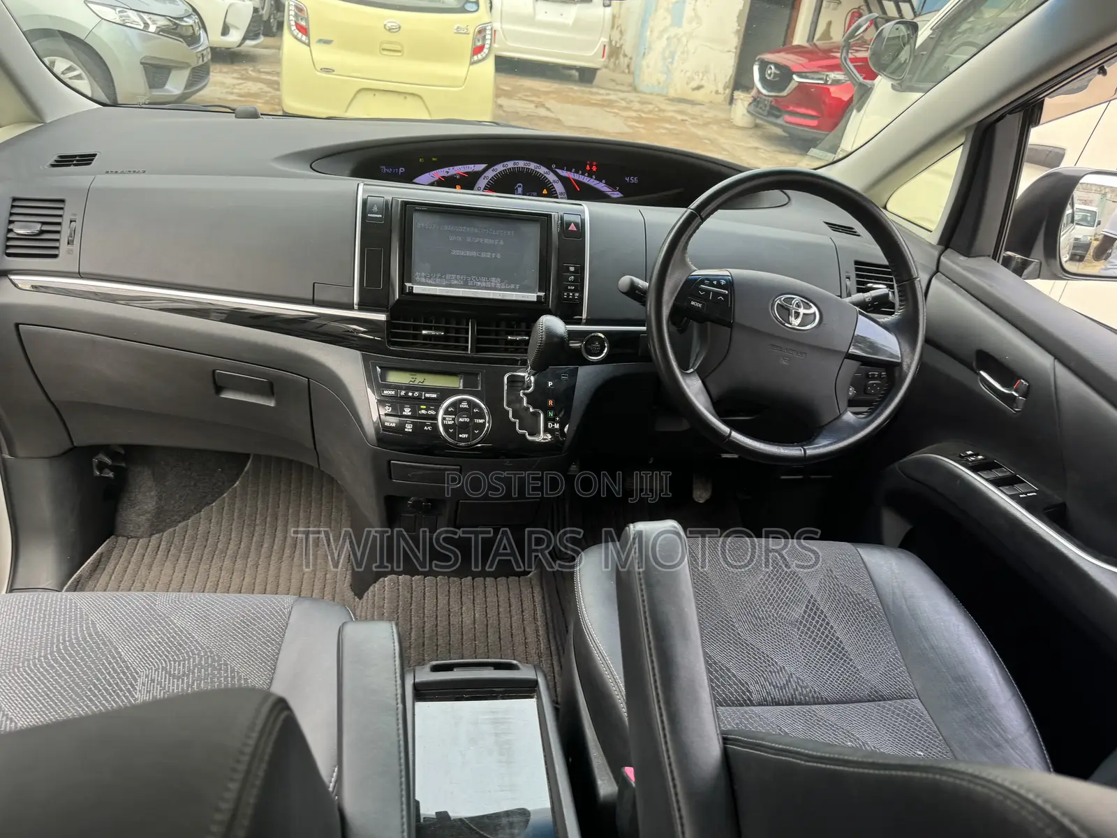 Toyota Estima 2017 White