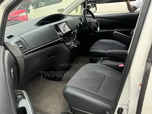 Toyota Estima 2017 White