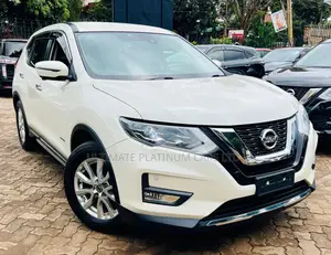Nissan X-Trail 2.0 Petrol AWD 2017 White