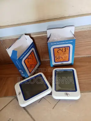 School Hygrometer for Classroom Environment Monitoring