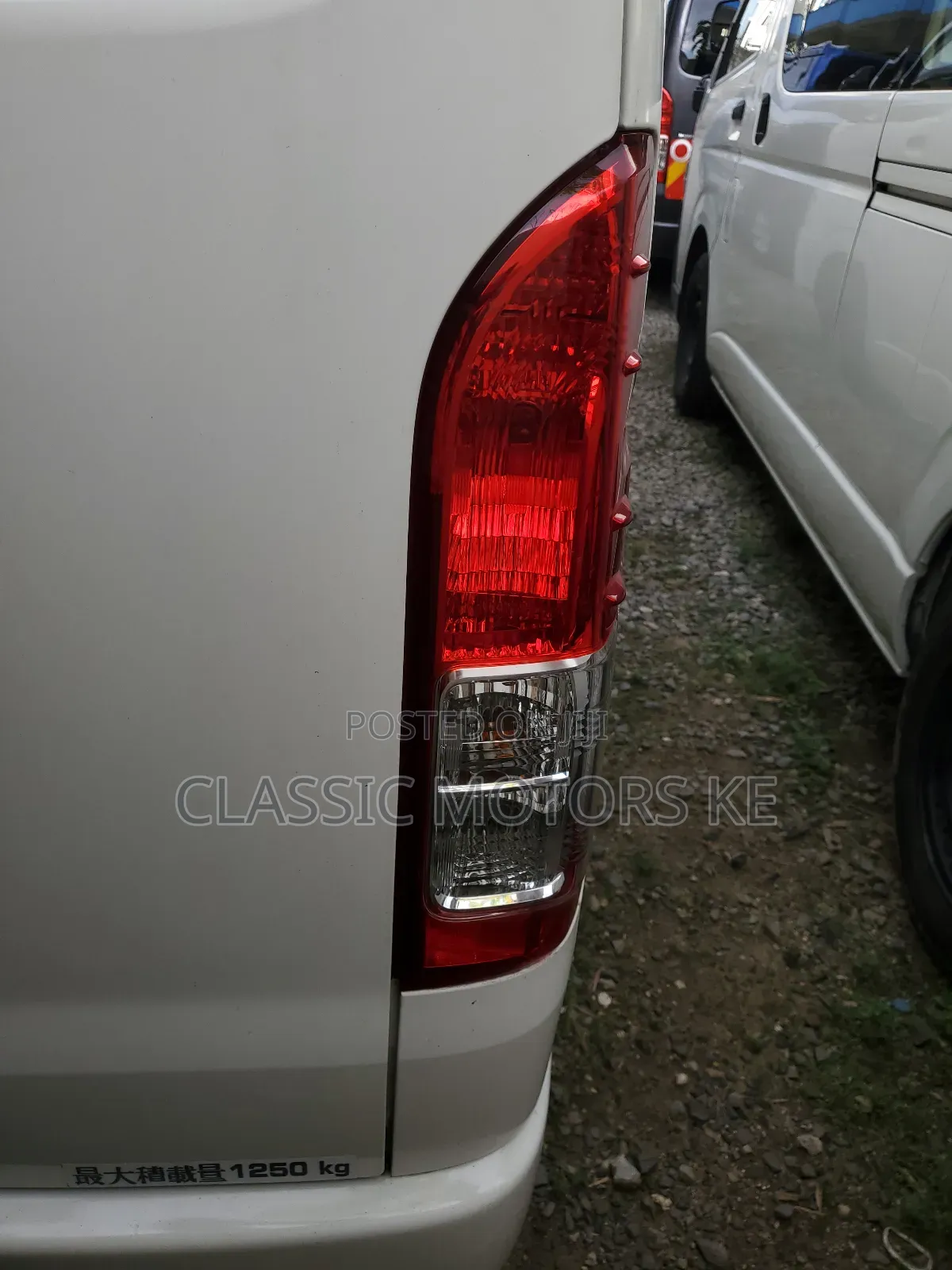 Toyota Grand HiAce 2017 White