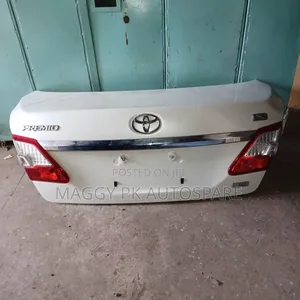 Toyota Premio 265 Boot/Backdoor