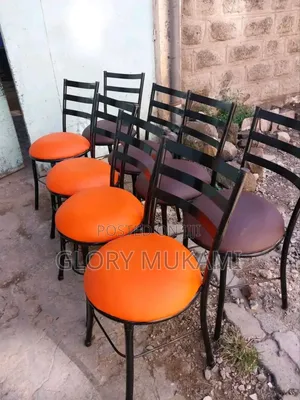 Quality Bar and Restaurant Seats