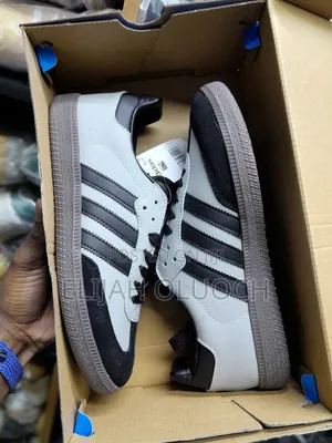 Adidas Samba Sneakers