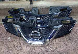 Nissan Extrail Nt32 Front Grill