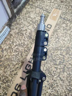 Tripod Stand.Strong Tripod Stand for Camera and Mobile Phone