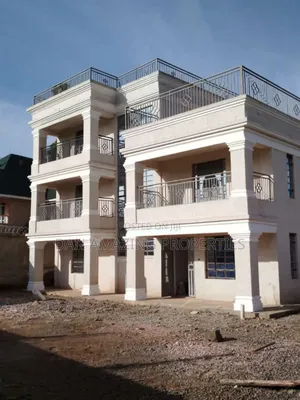 5bdrm Maisonette in Thogoto Rd Plus Dsq, Kikuyu for sale