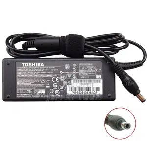 Toshiba Charger Toshiba 19V 3.95a (5525) + Cable