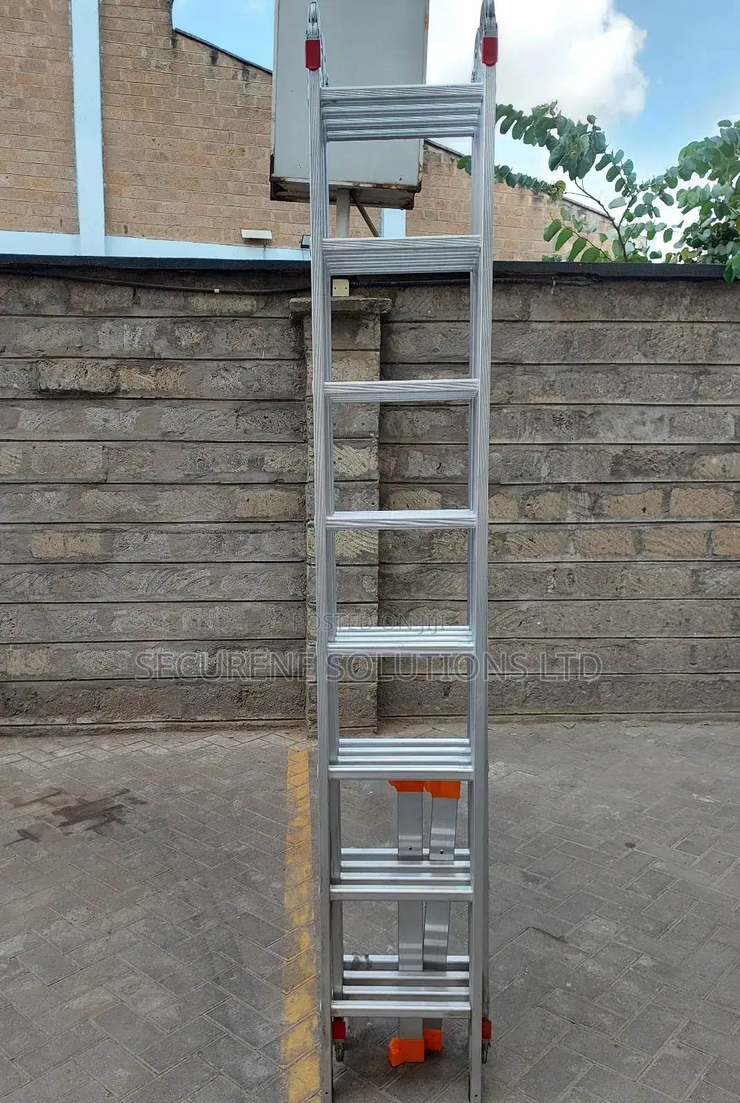 Trending Aluminium Multipurpose Ladders 32ft or 10meters