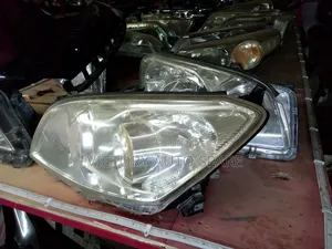 Nissan Dualis Headlights