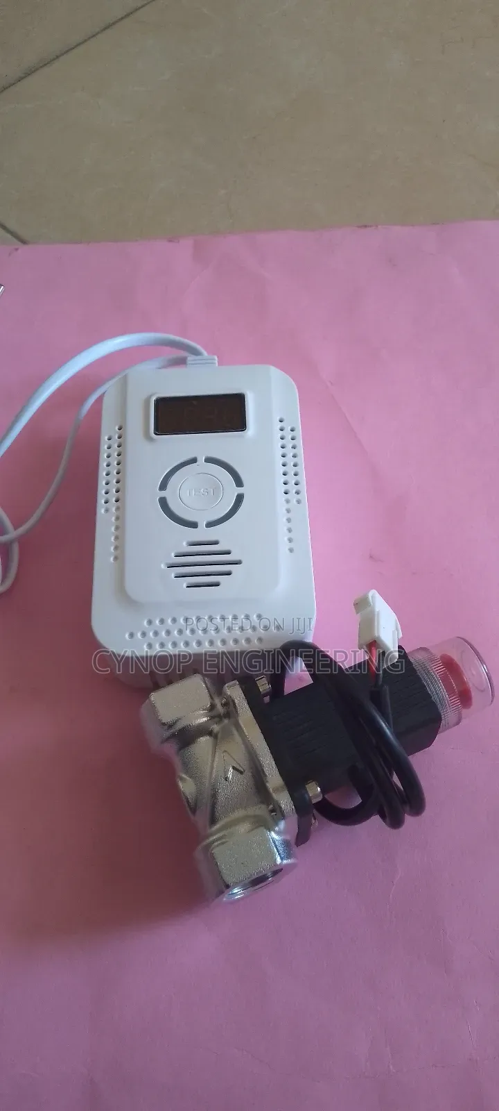 School Lab LPG Leakage Detector