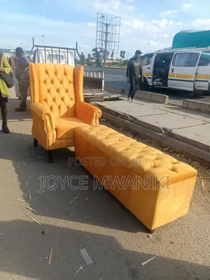 Pedicure Seat and Ottoman, Colour Gold 