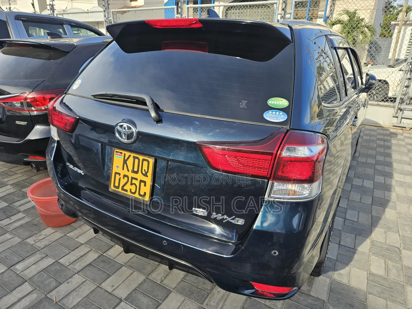 Toyota Corolla Fielder 2017 Black