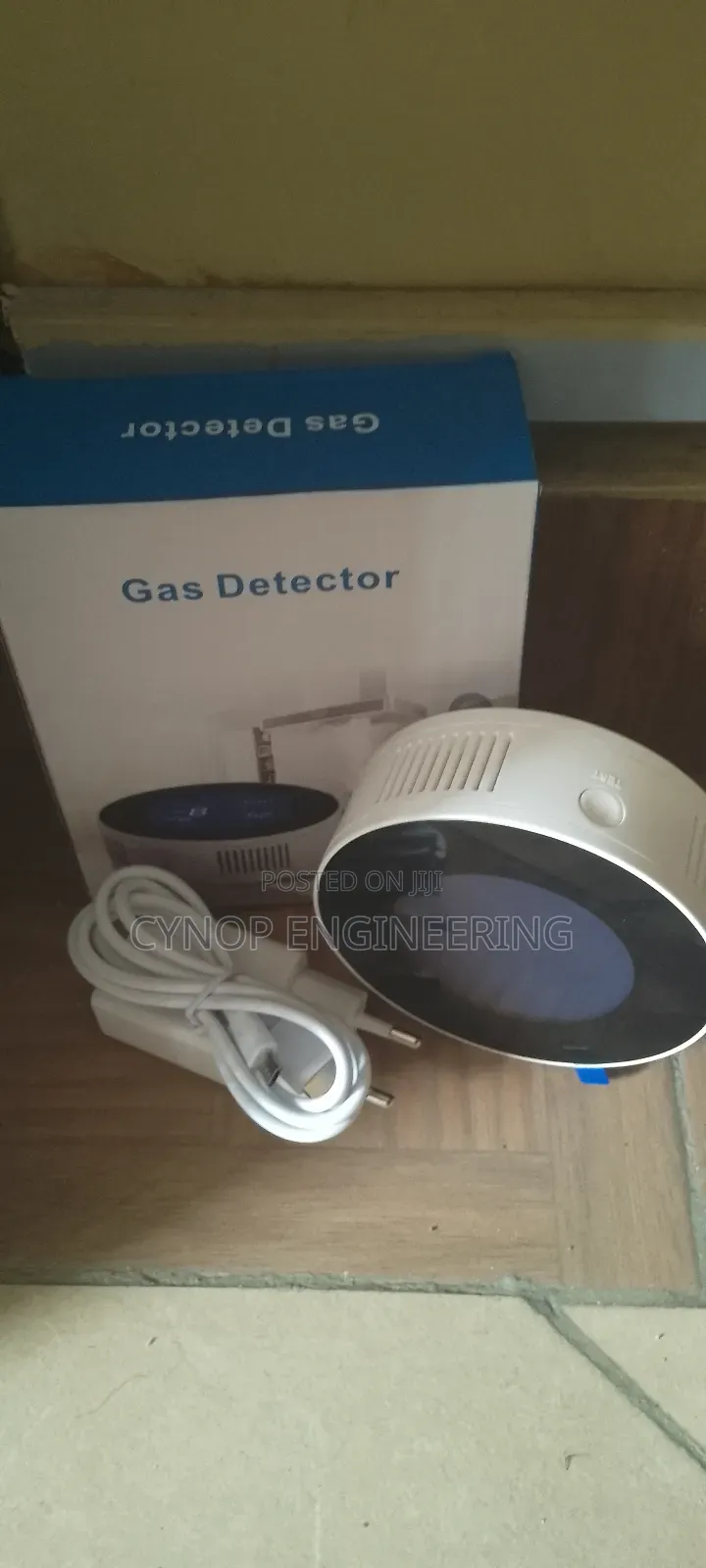 Gas Leak Detector for School Lab