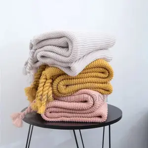 Quality Supper Soft Knitted Throw Blankets With Tassels