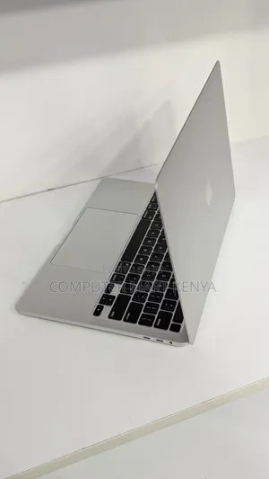 Laptop Apple MacBook Pro 32GB Intel Core I7 SSD 1T