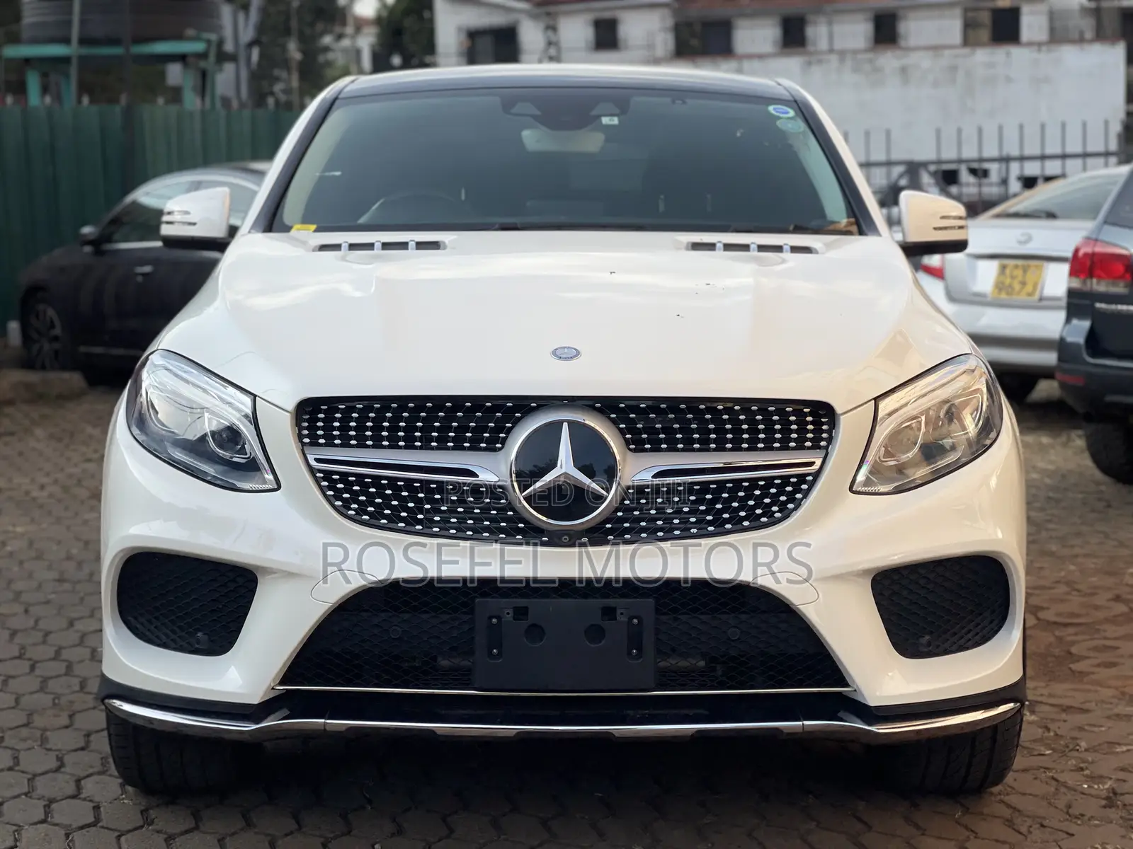 Mercedes-Benz GLE-Class 2017 White