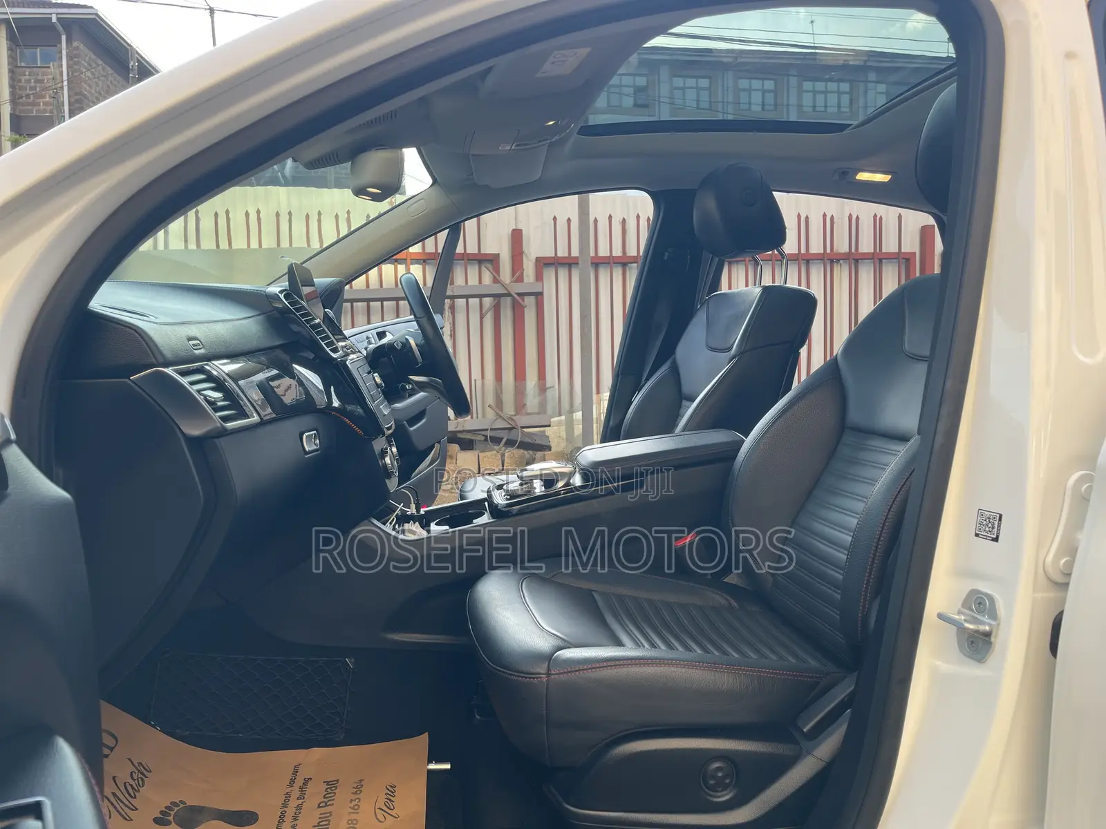 Mercedes-Benz GLE-Class 2017 White