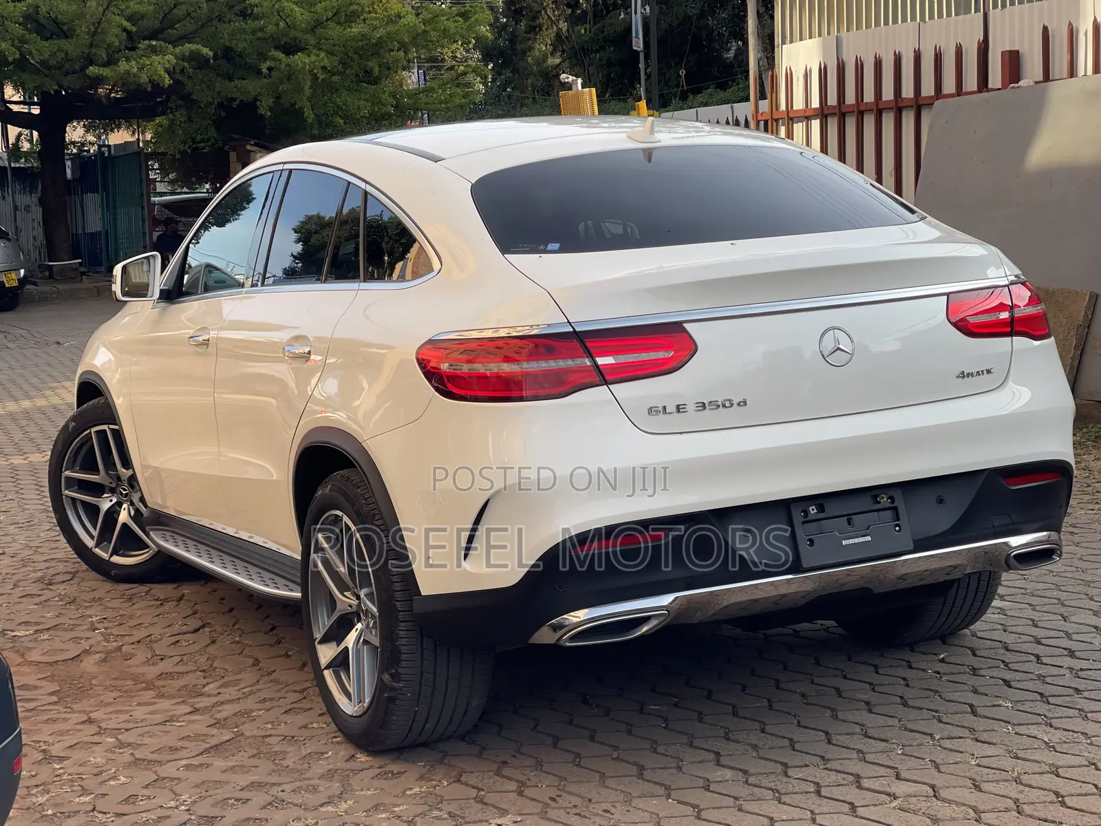 Mercedes-Benz GLE-Class 2017 White