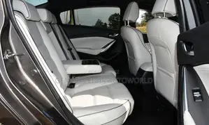 Mazda Atenza 2017 Brown