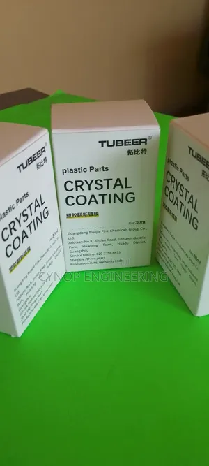 Glossy Plastics Restorer for Car Interiors
