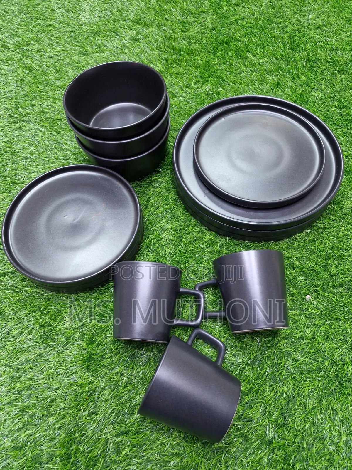 24pcs Ceramic Porcelain Black Mate Dinneer Se