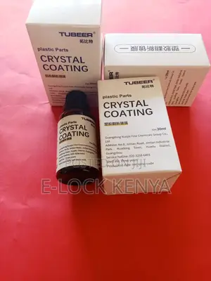Easy to Use Restorer for Car Plastic