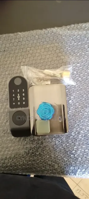 Key Access Gate Lock With Smart Features