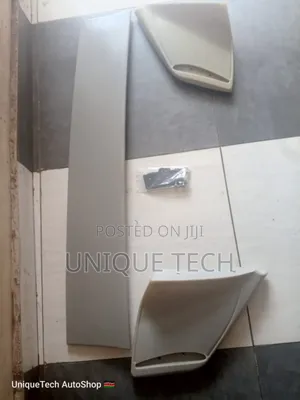 Universal Sport Design Saloon Car Spoiler _Toyota , Subaru