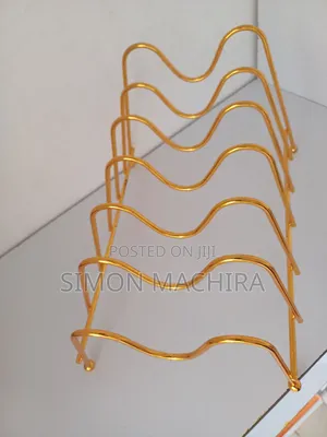 Gold Plate Stand