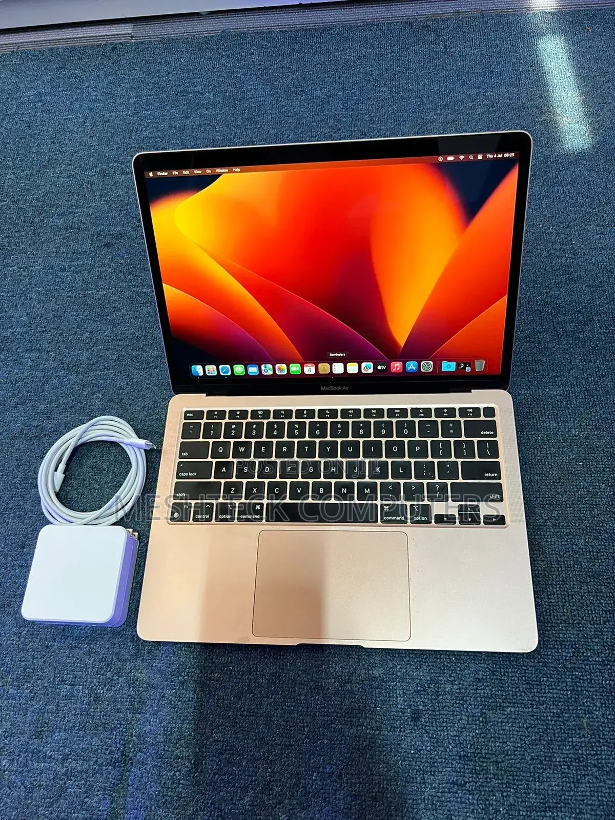 Laptop Apple MacBook Pro 2020 M1 8GB Intel Core I5 SSD 256GB