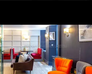 Magnificent And Large Offices With WIFI