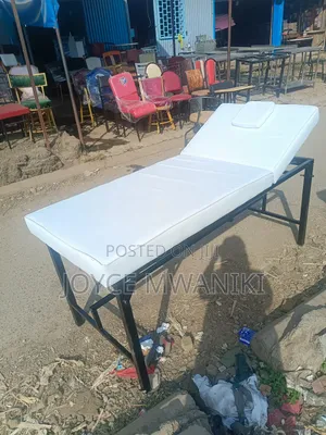 Massage Bed, Foldable Black