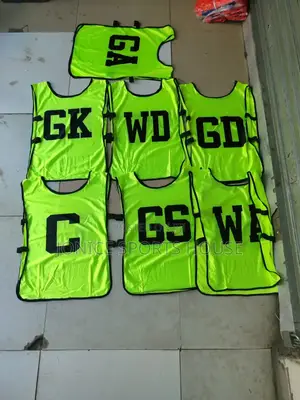 Imports Netball Bibs/Beeps