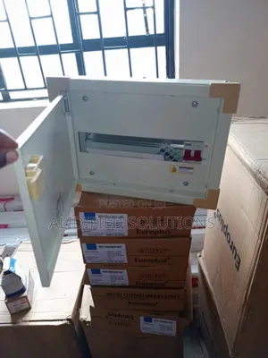 Consumer Unit 4way