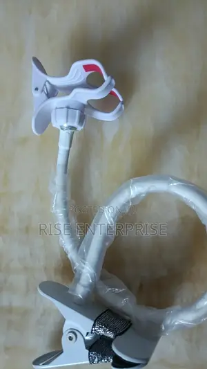 Adjustable 360 Metallic Flexible Phone Holder.