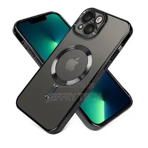 iPhone 13 Magnetic Case - Magsafe - Shockproof - Black Edge