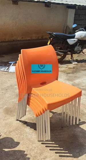 Orange Plastic Chairs #£Plastic Chairs
