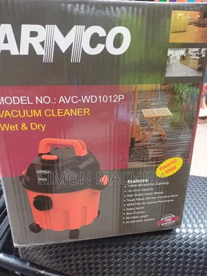 10L Vacuum Cleaner. Wet and Dry.