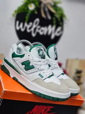 New Balance 550 