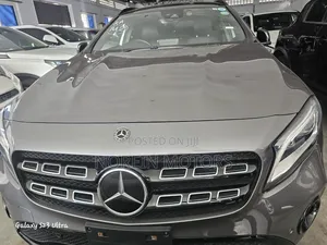 Mercedes-Benz GLA 250 2018 Gray