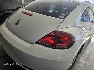 Volkswagen Beetle 2017 White